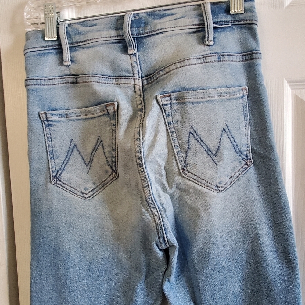 MOTHER THE HUSTLER ANKLE FRAY SZ 25. STRAIGHT LEG LIGHT WASH. CROP - Picture 3 of 7